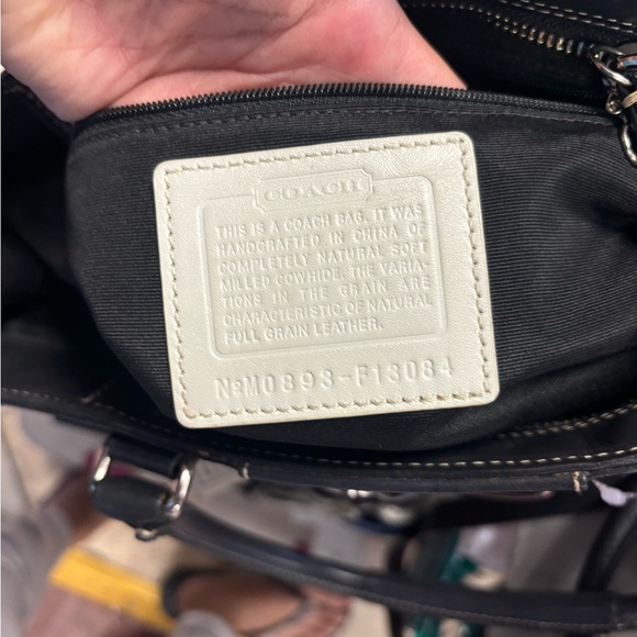 Coach - Picture 4 of 5